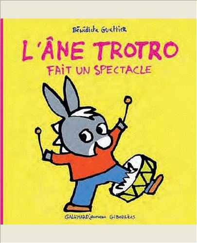 L'ANE TROTRO FAIT UN SPECTACLE
