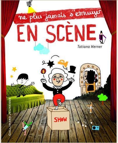 EN SCENE