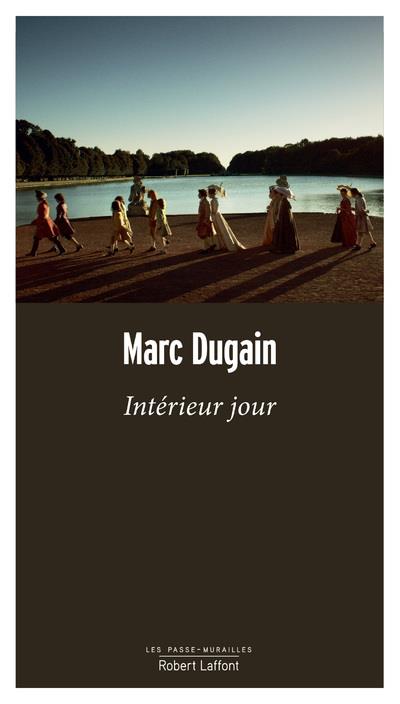 INTERIEUR JOUR