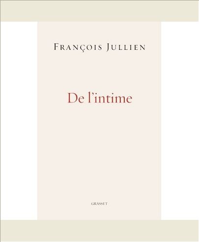 DE L'INTIME - LOIN DU BRUYANT AMOUR