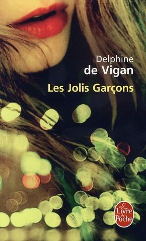 LES JOLIS GARCONS