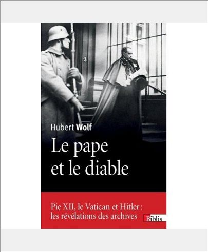 LE PAPE ET LE DIABLE