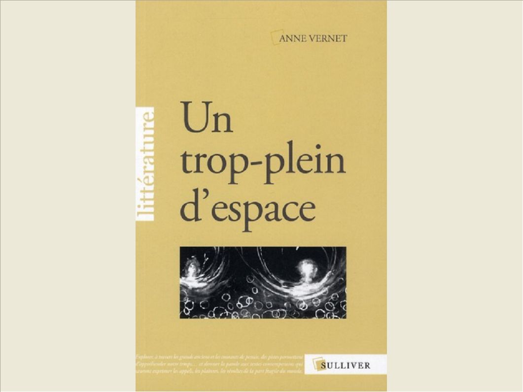 UN TROP PLEIN D'ESPACE