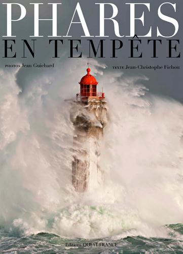 PHARES EN TEMPETES