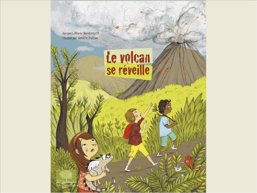 LE VOLCAN SE REVEILLE
