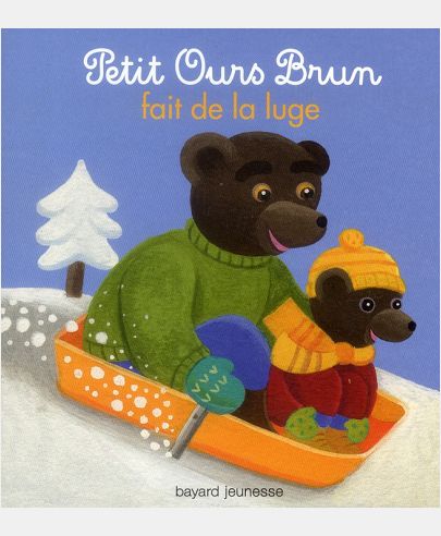 PETIT OURS BRUN FAIT DE LA LUGE