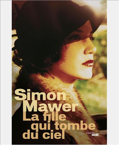 LA FILLE QUI TOMBE DU CIEL