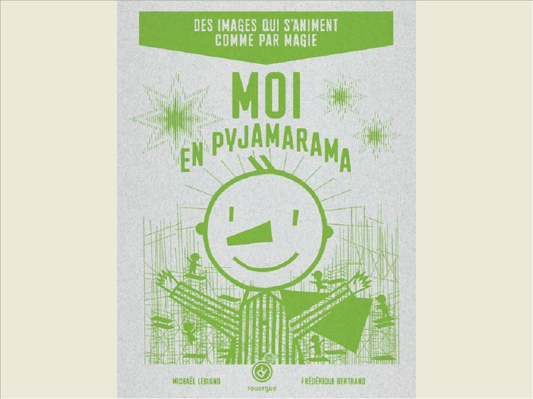 MOI EN PYJAMARAMA CAT NOEL 2012