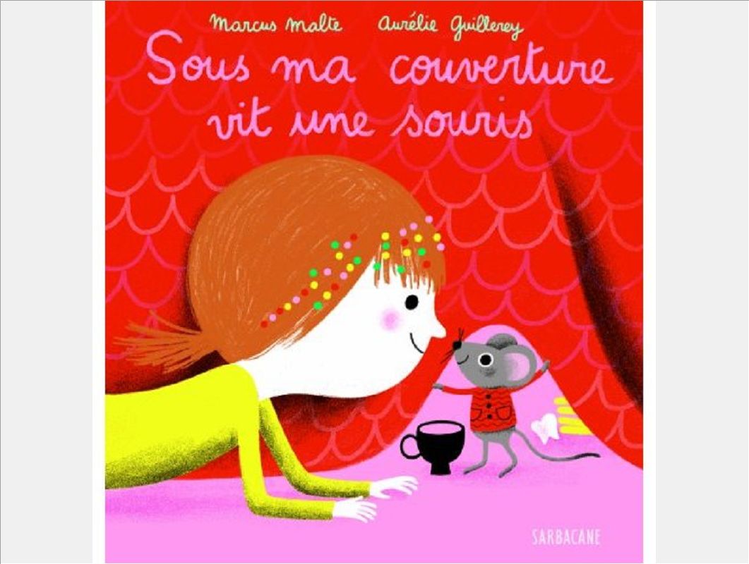 SOUS MA COUVERTURE VIT UNE SOURIS