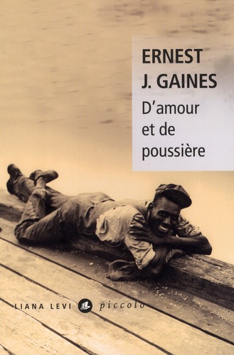 D'AMOUR ET DE POUSSIERE